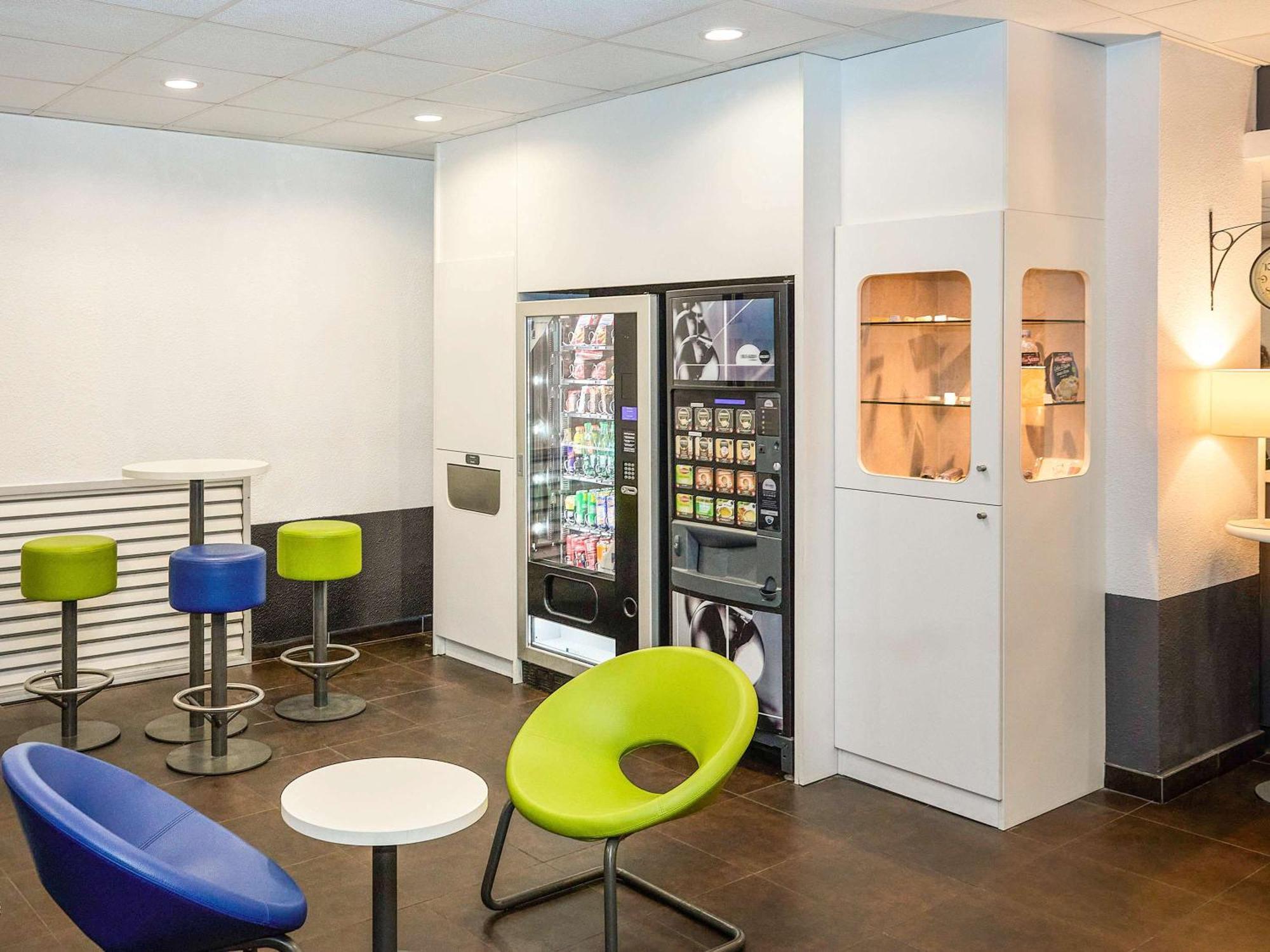 Ibis Budget Lille Gares Vieux-ليل المظهر الخارجي الصورة